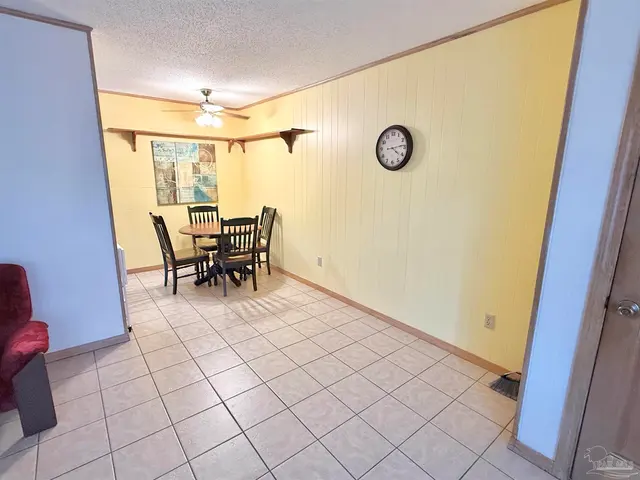 1451 Johnson Ave # 1453 property photo