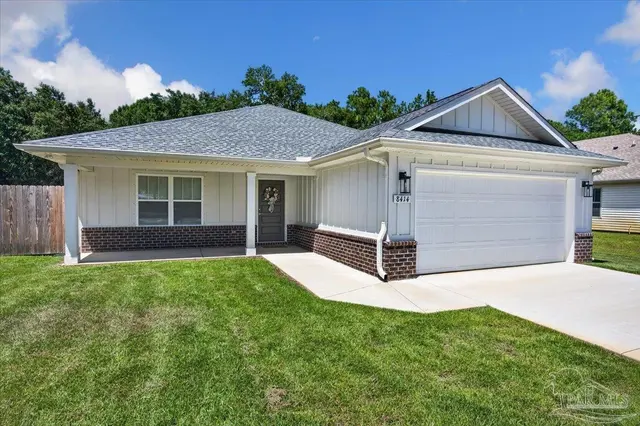 8414 Lucena St, Navarre FL 32566 exterior