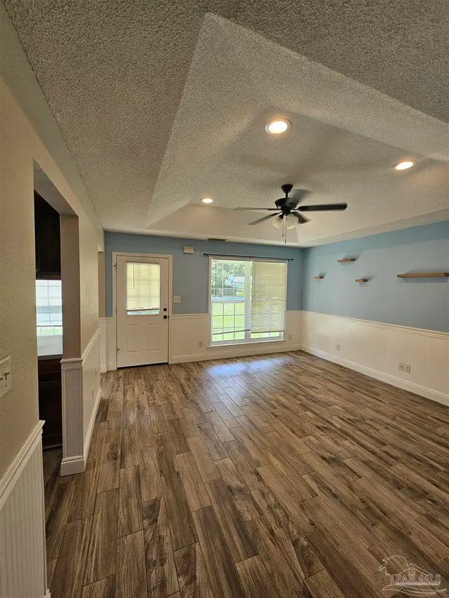 4271 Magnolia Oak St property photo
