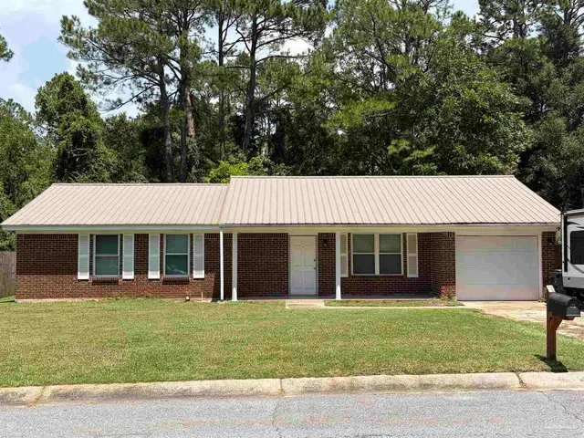 8104 Li Fair Dr, Pensacola FL 32506 exterior