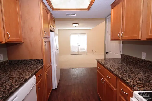 3528 Parkwood Ave property photo