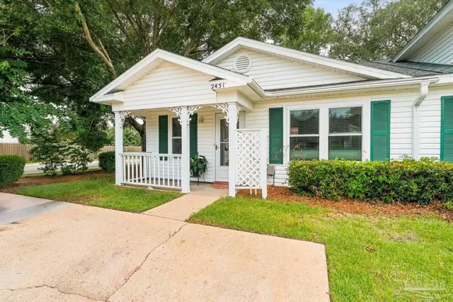2451 Spyglass Cir, Pensacola FL 32526 exterior