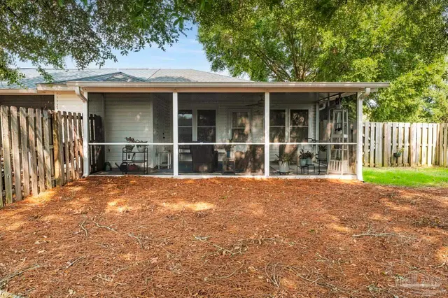 2451 Spyglass Cir property photo
