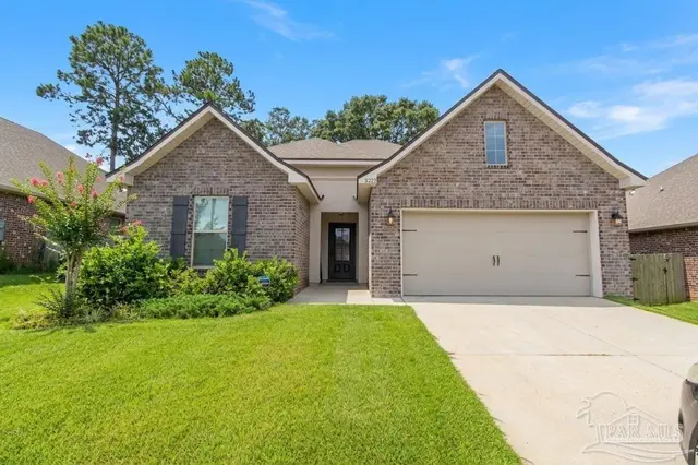 3255 Keegun Loop, Pensacola FL 32526 exterior