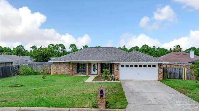 9939 Parker Lake Cir, Navarre FL 32566 exterior