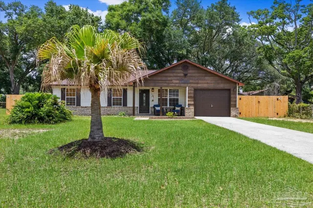 1220 E Leonard St, Pensacola FL 32503 exterior
