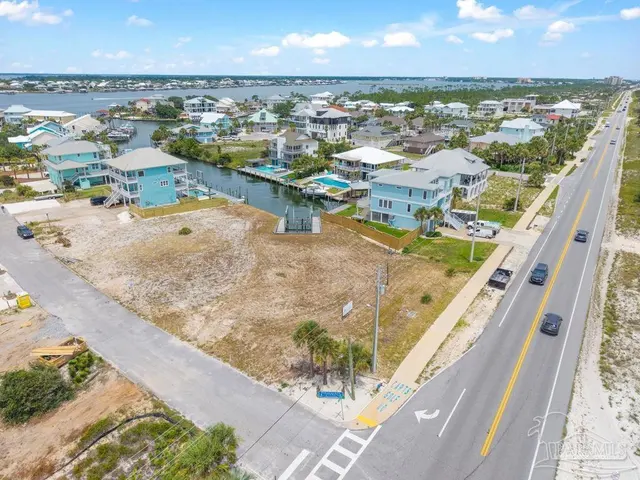 7268 Sharp Reef Rd property photo