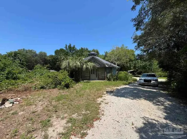 1622 Bal Alex Ave, Gulf Breeze FL 32563 exterior