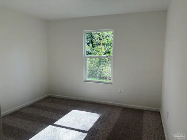5709 Meadow Rd property photo