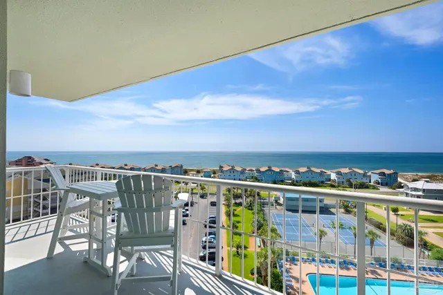 1200 Ft Pickens Rd # 8C property photo
