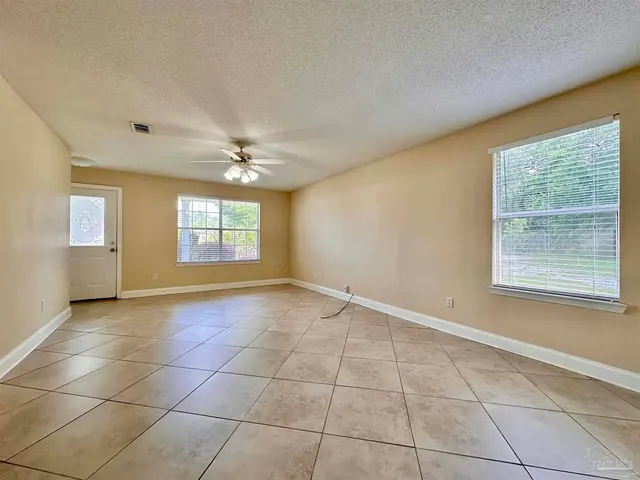 1037 Antigua Cir property photo
