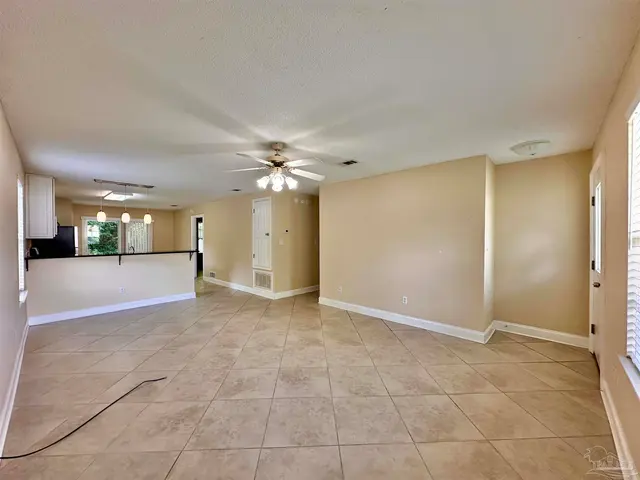 1037 Antigua Cir property photo
