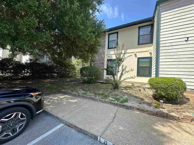2299 Scenic Hwy # J5 property photo