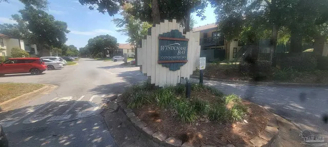 2299 Scenic Hwy # J5, Pensacola FL 32503 exterior