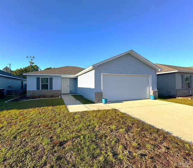 8752 Schooner Ln, Pensacola FL 32507 exterior