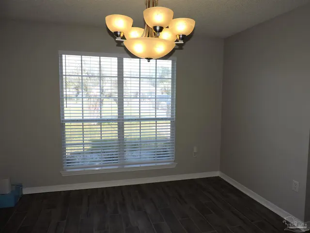 2541 Gulf Breeze Ave property photo