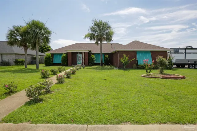 5463 Keel Dr, Pensacola FL 32507 exterior