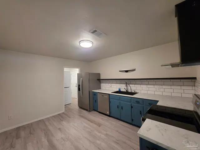 9440 Guidy Ln property photo