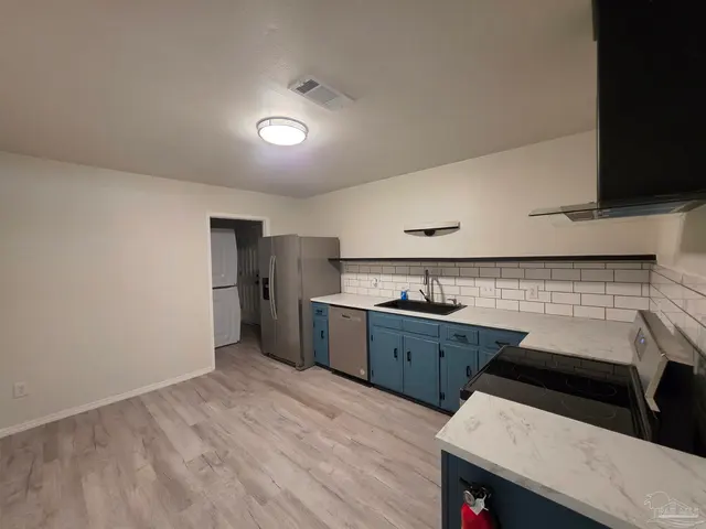 9440 Guidy Ln property photo