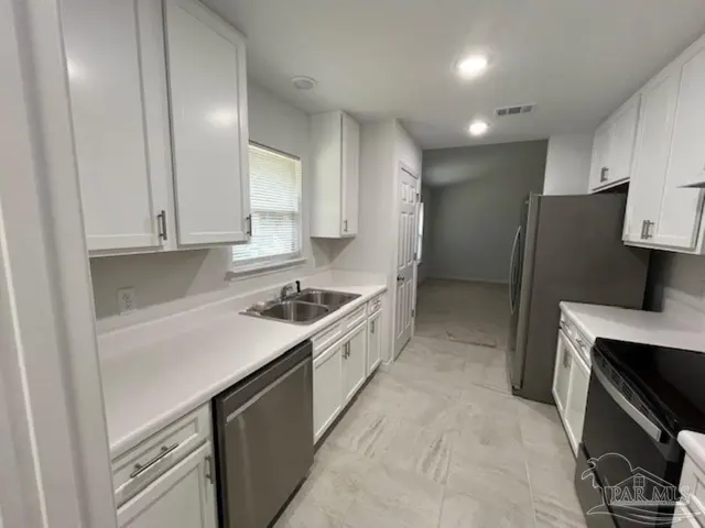 9606 Pickwood Dr property photo