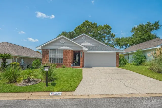 1229 Greystone Dr property photo