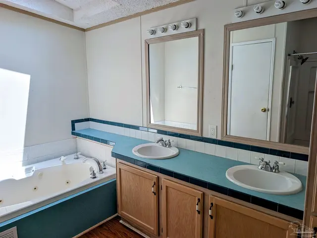 4373 Avalon Blvd property photo