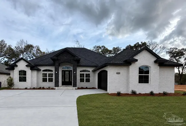 5702 Dunbar Cir, Milton FL 32583 exterior