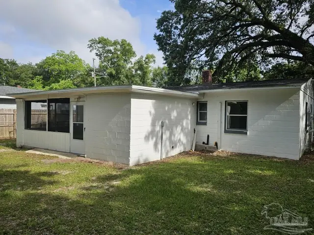 26 Randolph Dr property photo