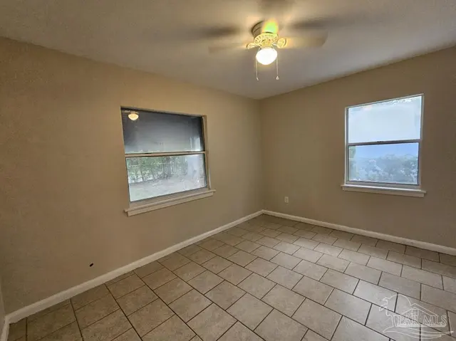 26 Randolph Dr property photo