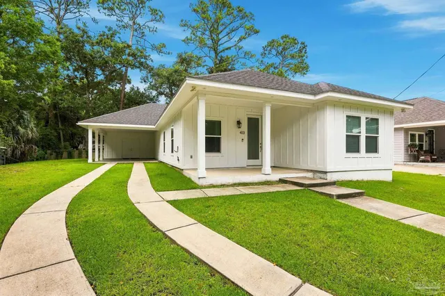 413 Pou Station Rd, Pensacola FL 32507 exterior