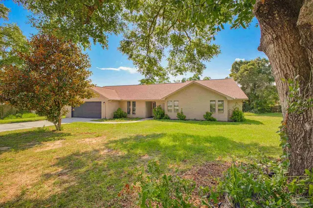 27 S 72nd Ave, Pensacola FL 32506 exterior
