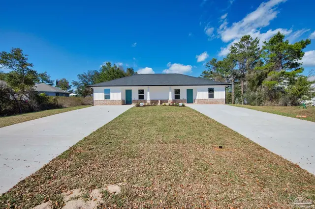 901 Rentz Ave, Pensacola FL 32507 exterior