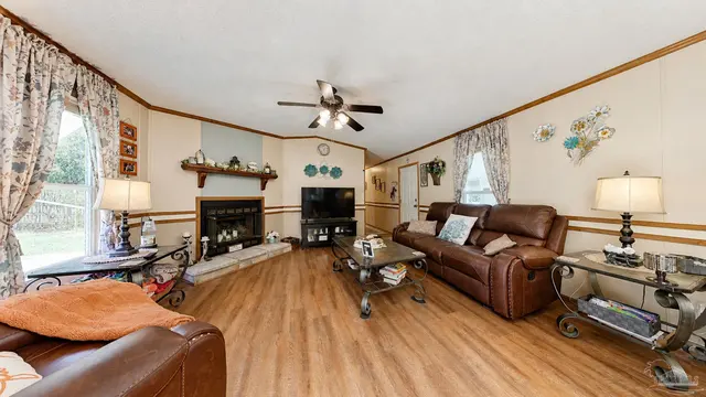 5105 Central Dr property photo