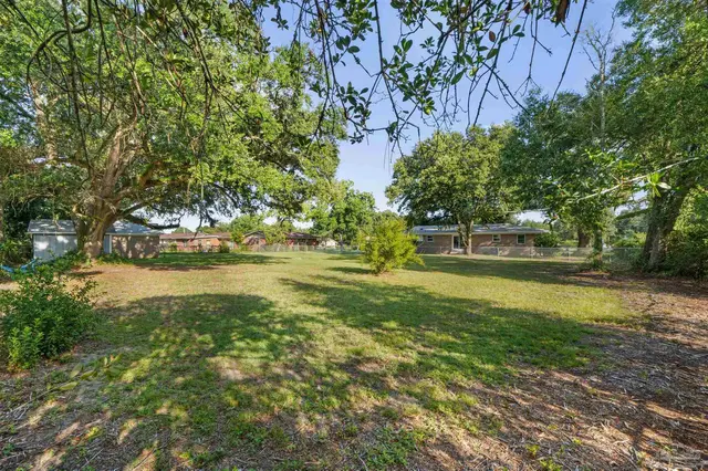 6114 Confederate Dr property photo