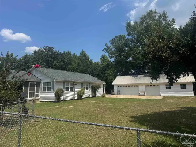7830 Kelly Field Rd, Century FL 32535 exterior