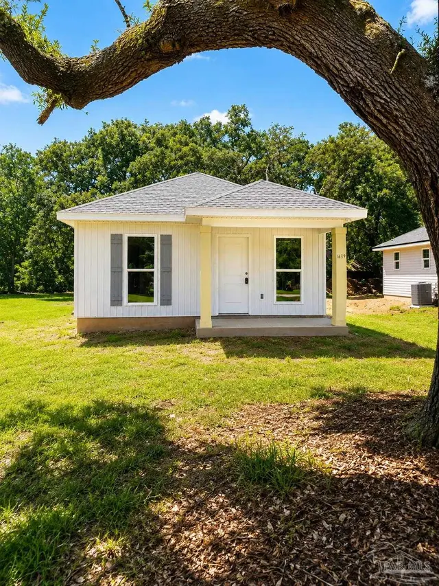 1649 Atlanta Ave, Pensacola FL 32507 exterior