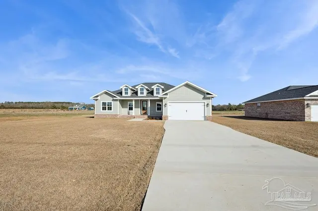 4913 Hickory Shores Blvd property photo