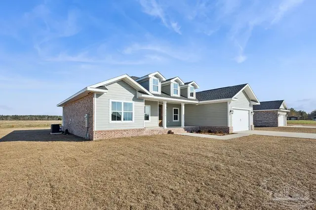 4913 Hickory Shores Blvd property photo