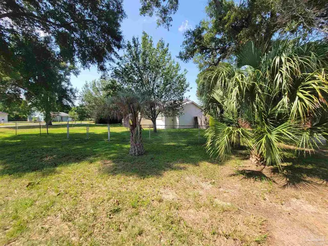 113 Reed Rd property photo