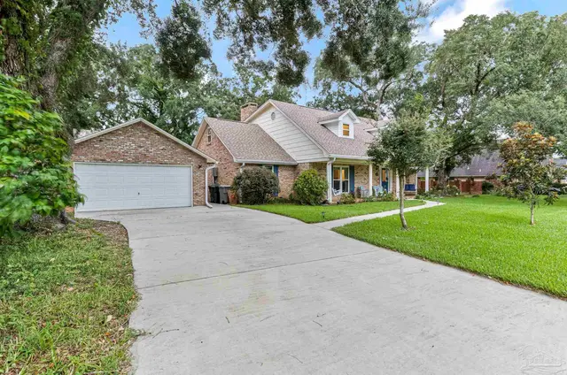 32 Blithewood Dr property photo