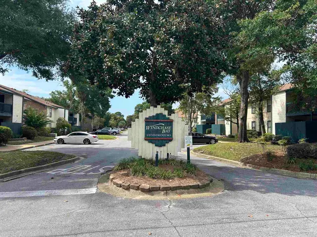 2299 Scenic Hwy # H6 property photo