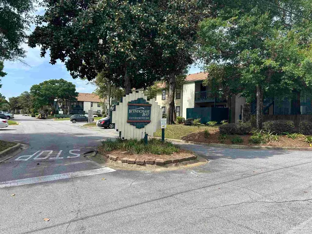 2299 Scenic Hwy # H6, Pensacola FL 32503 exterior