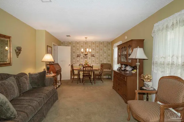 4022 Nowlinbury Dr property photo