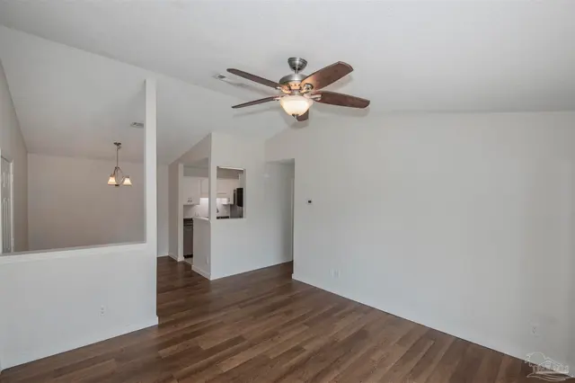 2299 Scenic Hwy # D-8 property photo