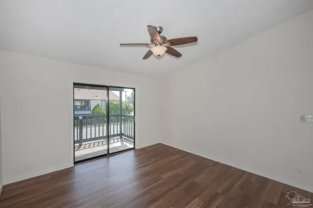 2299 Scenic Hwy # D-8 property photo