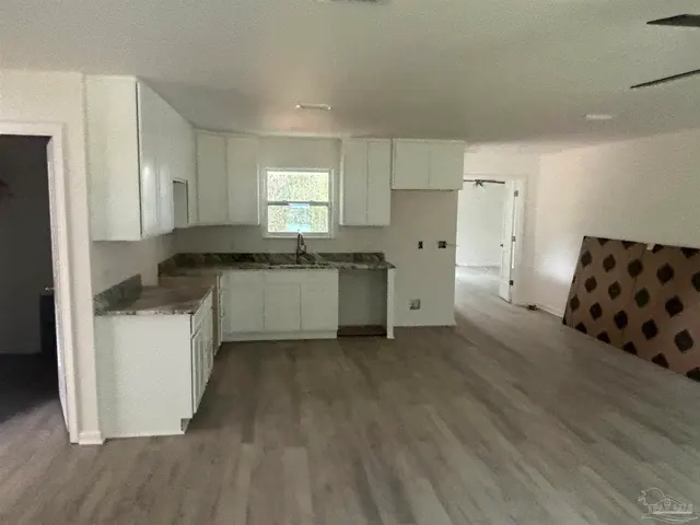5589 Santa Monica St property photo