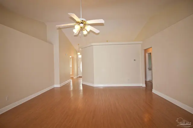 10000 Loop Rd property photo