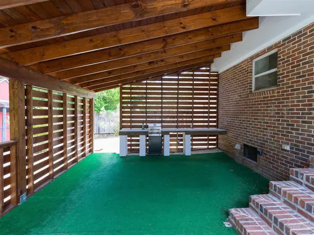 3241 Bayview Way property photo
