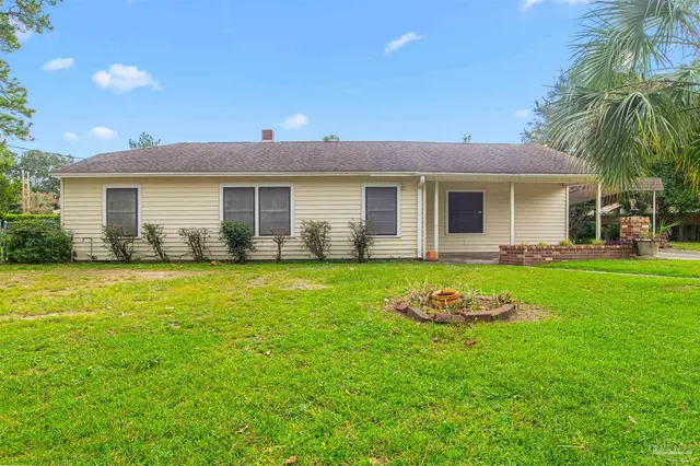 32 Bertram St, Pensacola FL 32506 exterior