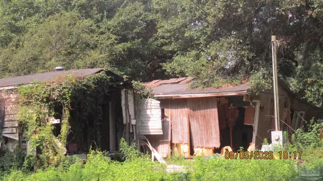 9741 Fowler Ave property photo
